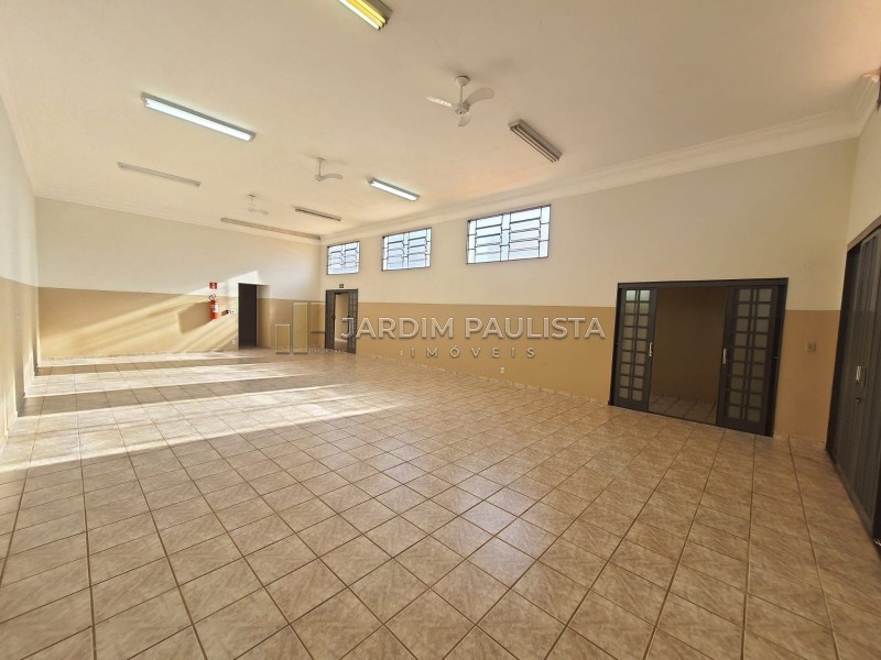 Prédio Inteiro para alugar, 220m² - Foto 2