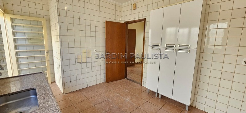 Casa para alugar com 3 quartos, 140m² - Foto 18