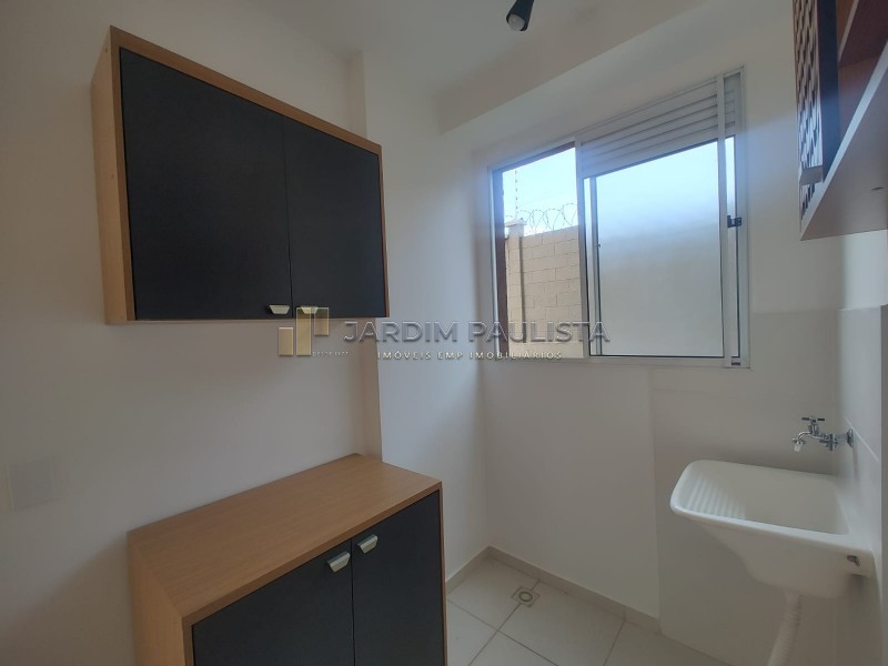 Apartamento para alugar com 2 quartos, 40m² - Foto 11