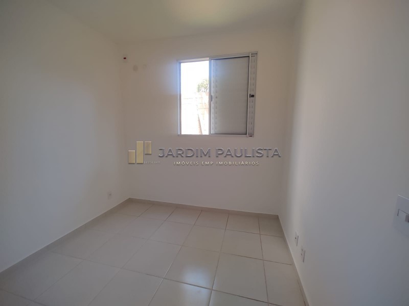 Apartamento para alugar com 2 quartos, 40m² - Foto 13